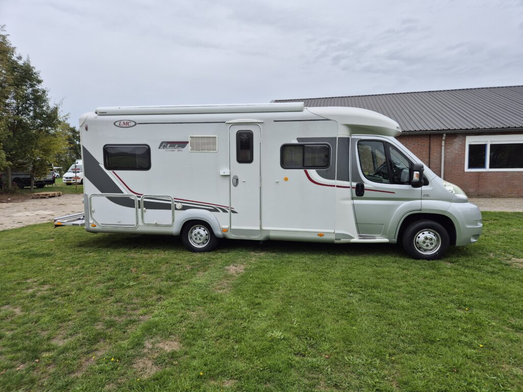 Verkocht! Lmc Liberty 662TI met frans bed