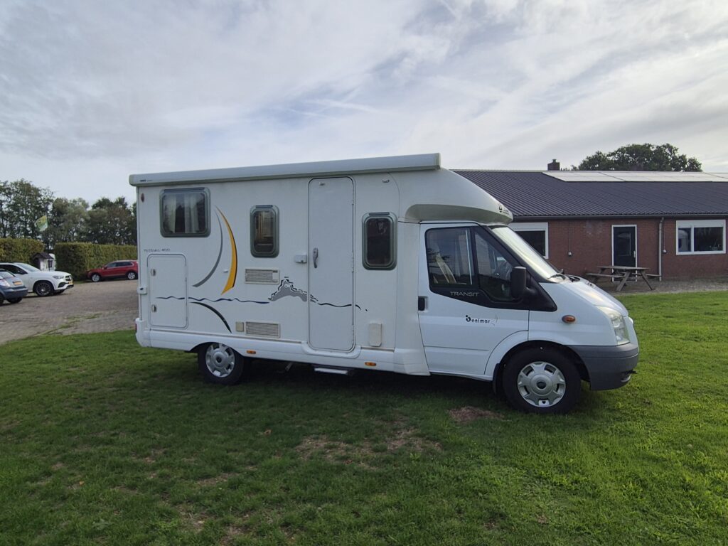 Verkocht! Mooie compacte camper